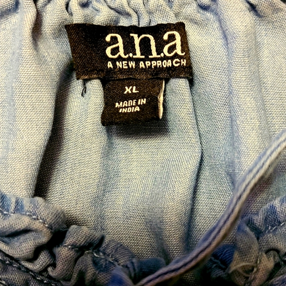 Ana- A New Approach Trumpet Sleeve Denim Blouse Size XL - Picture 5 of 5